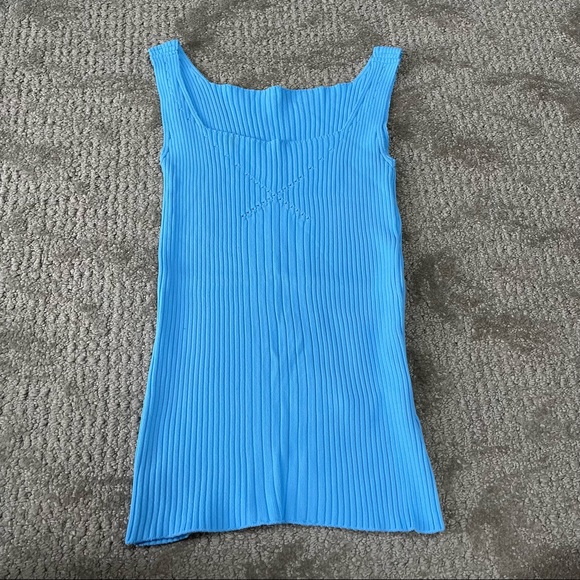 EUC Women's Late 90s Early 2000s Forever 21 Ribbed Tank Top size Medium in Blue